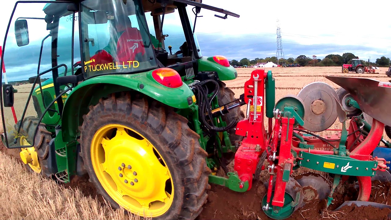 2009 John Deere 5100R 4.5 Litre 4-Cyl Diesel Tractor (100HP) With Kverneland Plough