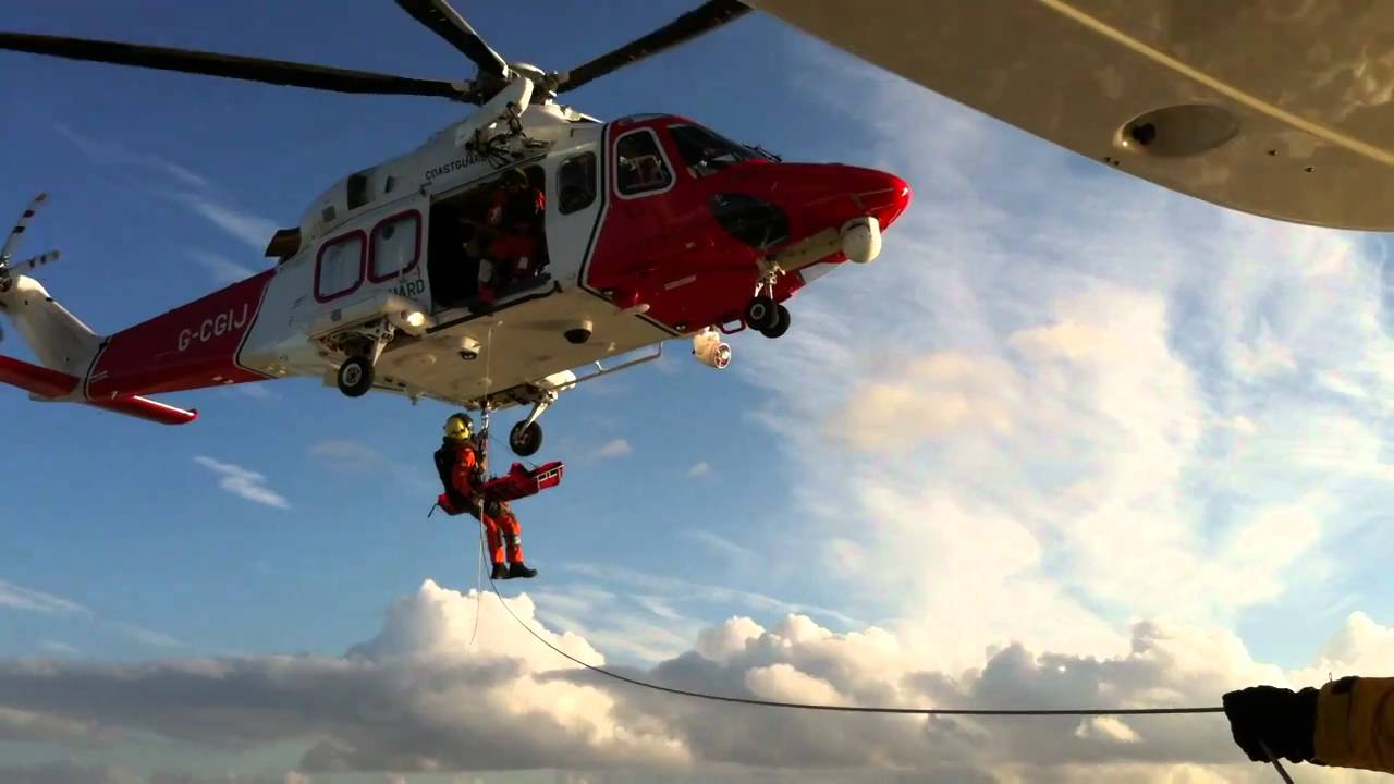 Solent CoastGuard - Rescue 104 - High Line training