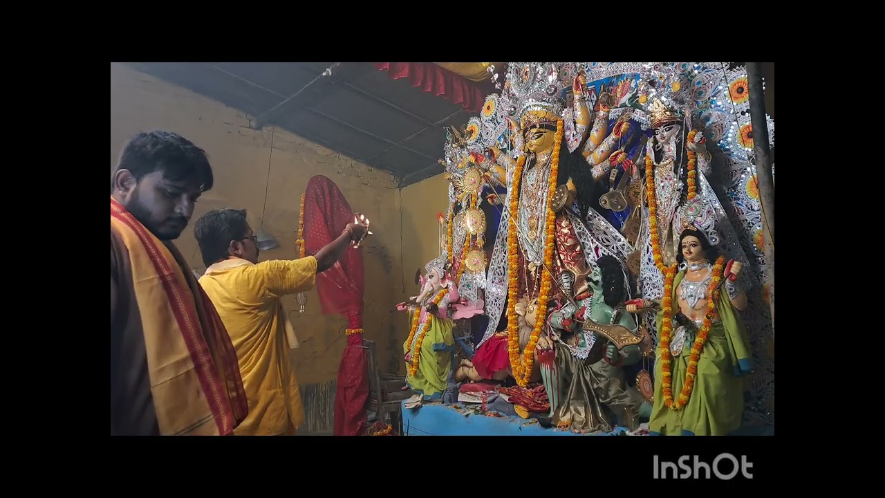 DEVI MAA ER SAPTAMIR AARTI GHOSH BARI RANAGHAT. 