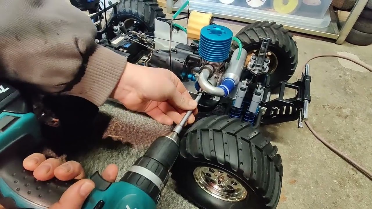 Team Associated MGT 4.6. Will it fire after 12 years of neglect? Let's find out 🔥