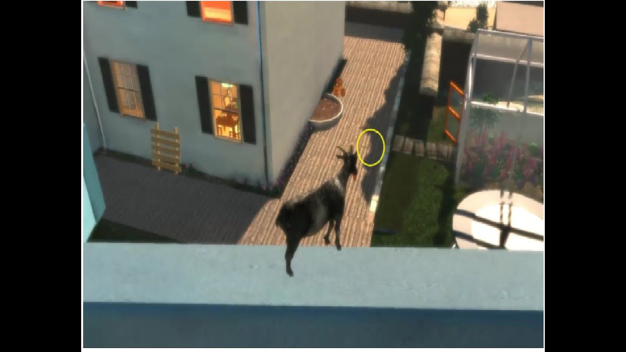The burger goat has fun destroying/Goat simulator