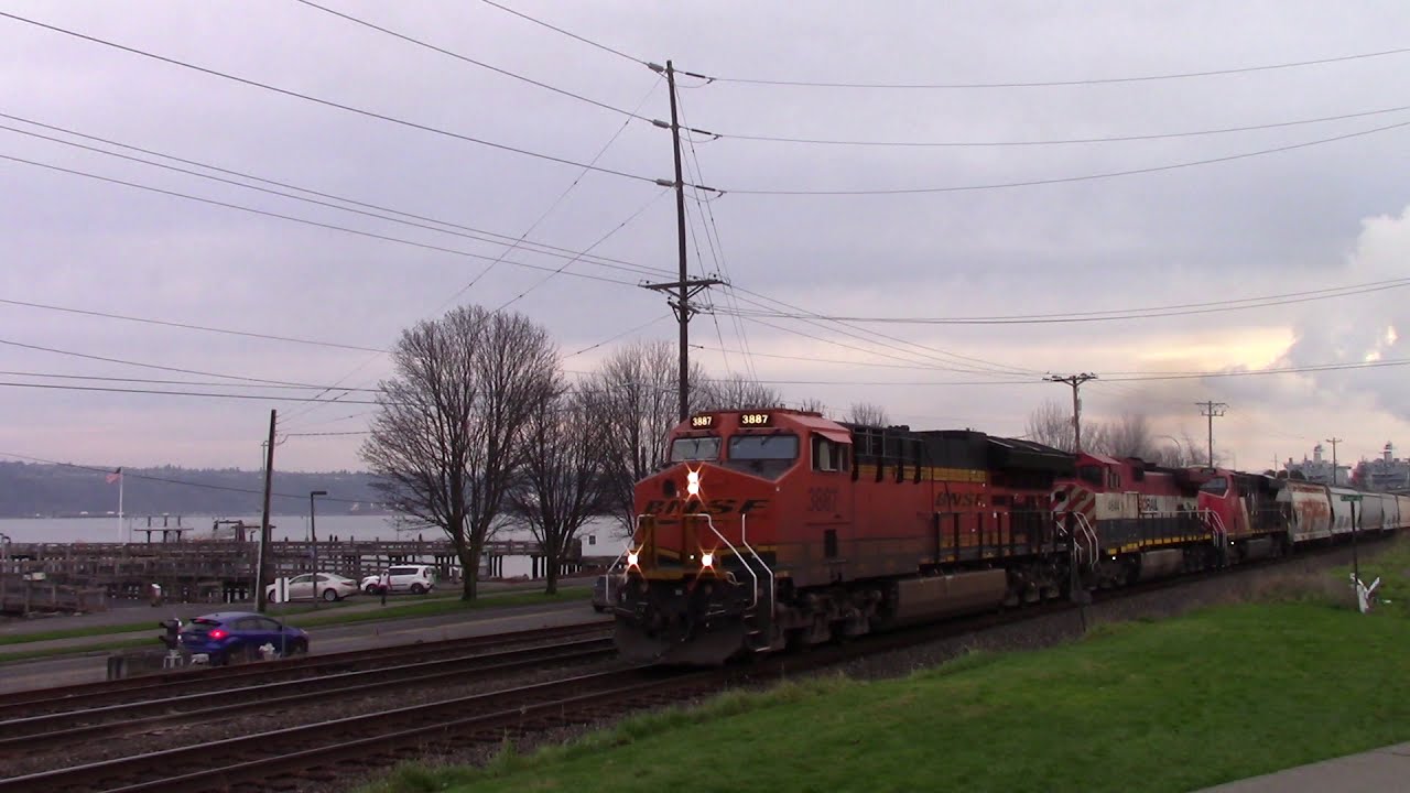 BNSF, BCOL, CN Lead A Manifest @ Old Town Tacoma, WA