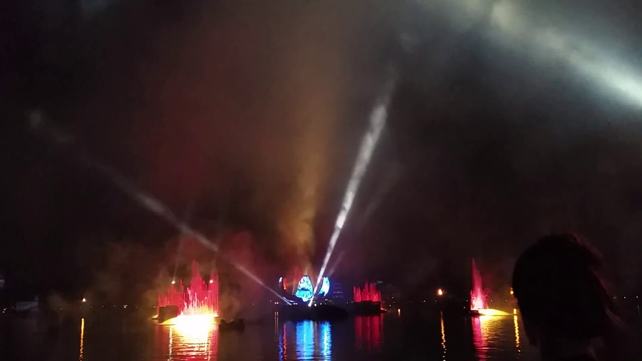 Illuminations, Epcot 2015