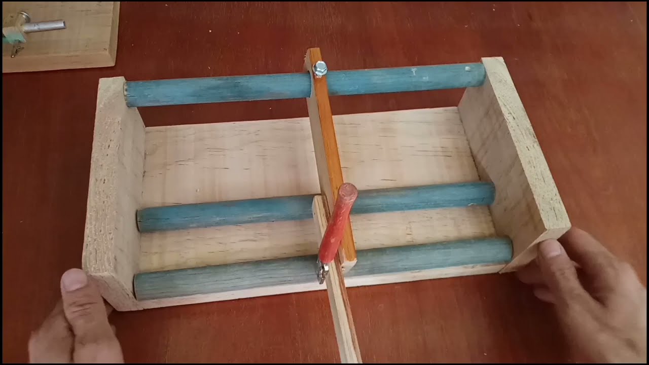 como hacer un cortador de botellas.
