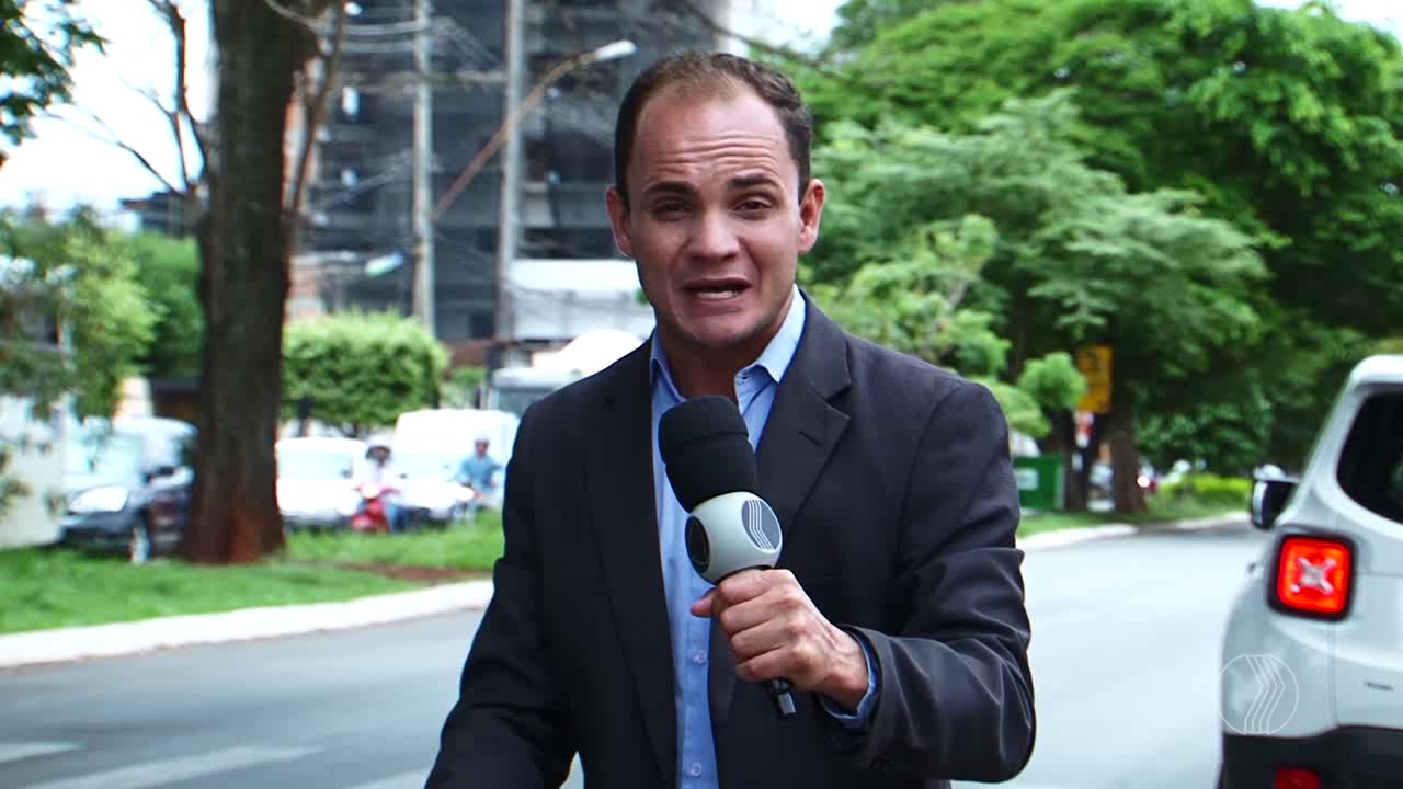 JORNAL PARANA&Iacute;BA -  Moradores de Patos de Minas reclamam de mau cheiro em regi&otilde;es da cidade