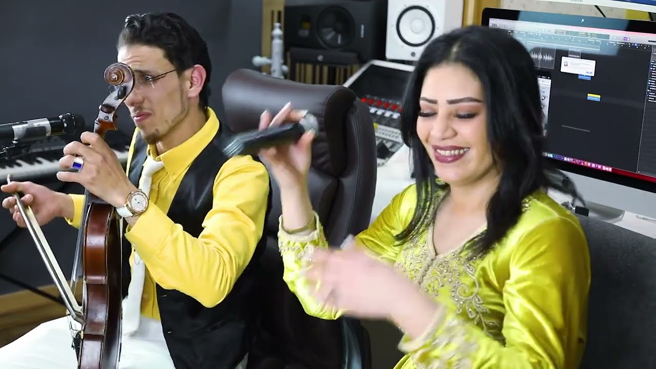 Abdellah  lhandi et titti nhajou| orasnghi ibtto isol digi badadnsتيتي نحجو