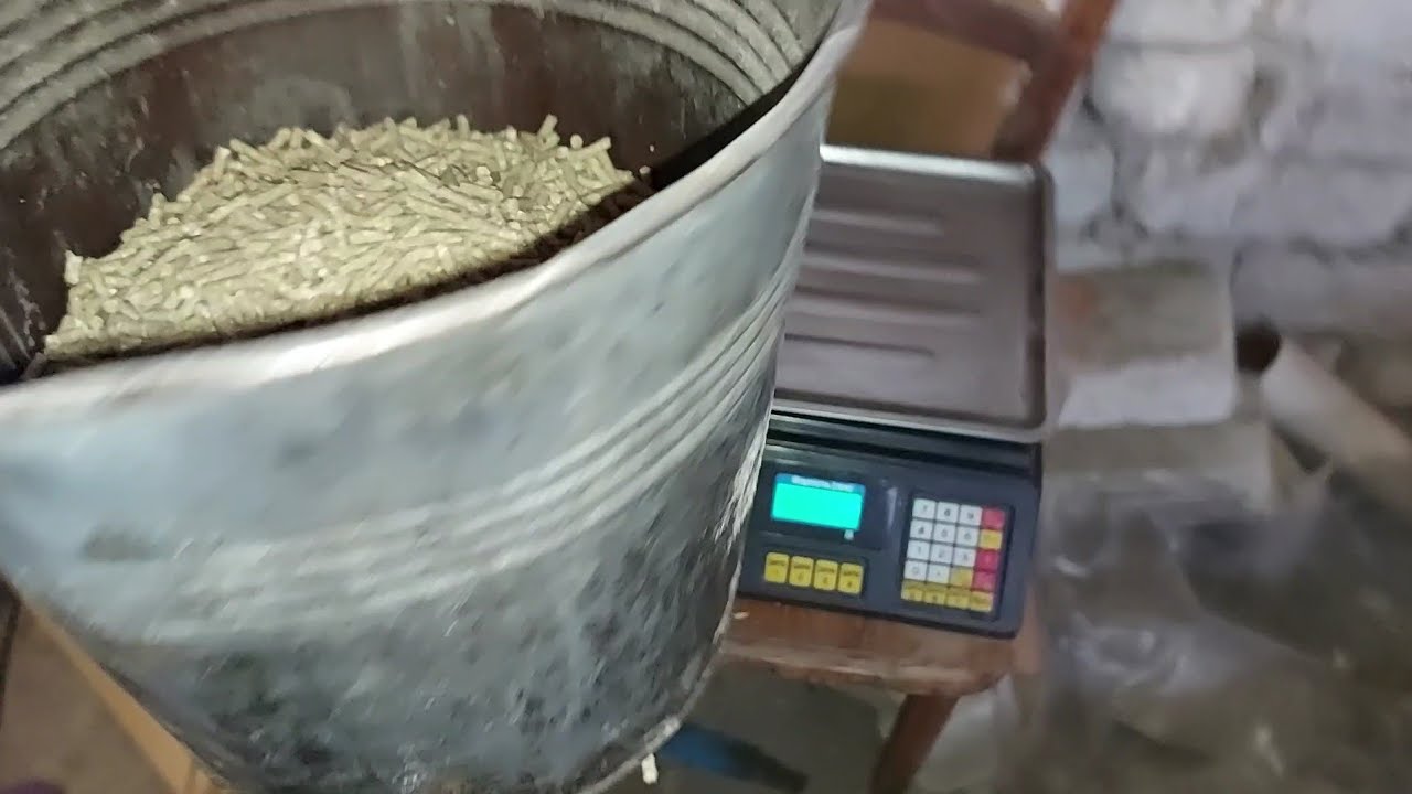 Реальная работа гранулятора ГКМ-100!!!!Производительность в час!!!!