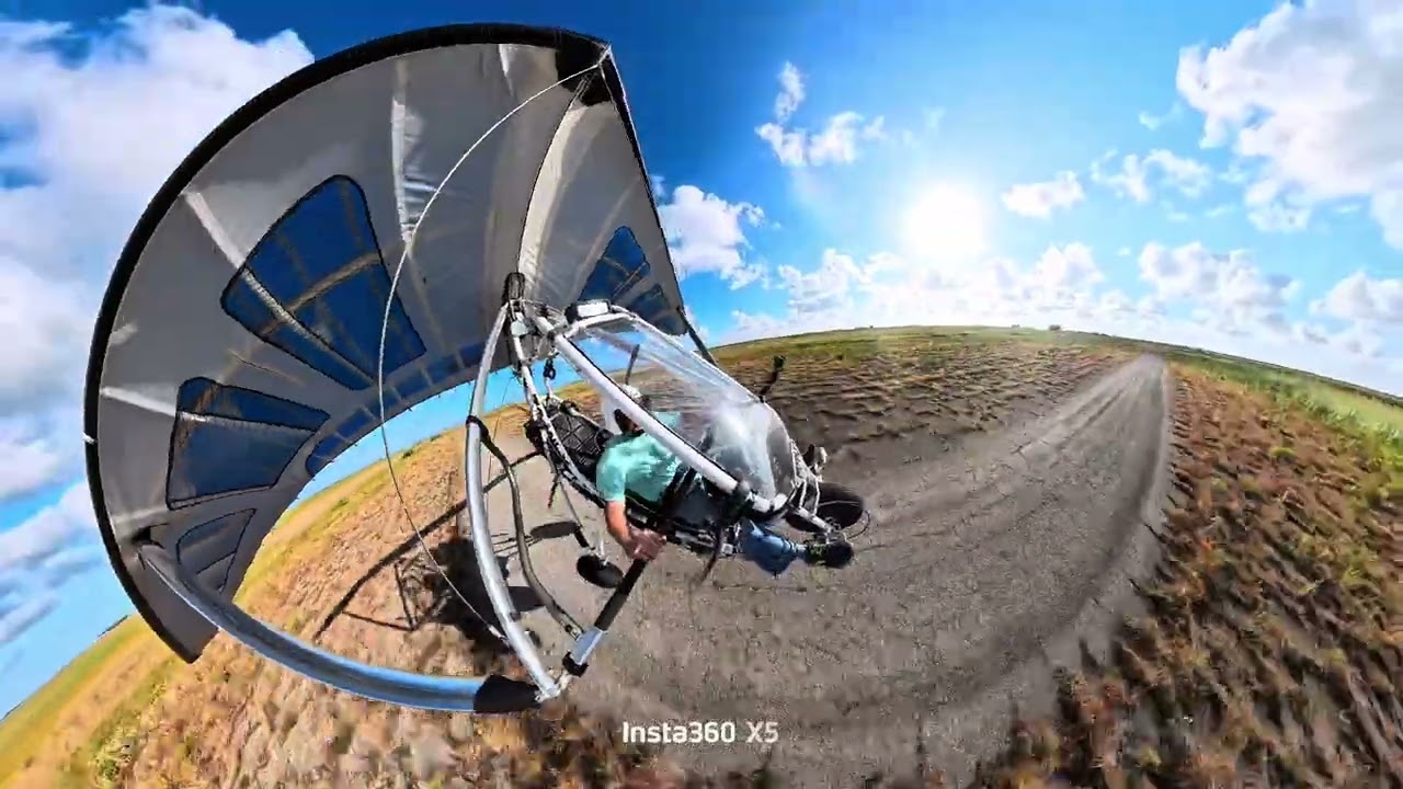 Evolution Revolt Trike - Beach Landing
