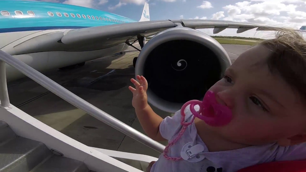 tutorial Bebè in aereo, come si comportano