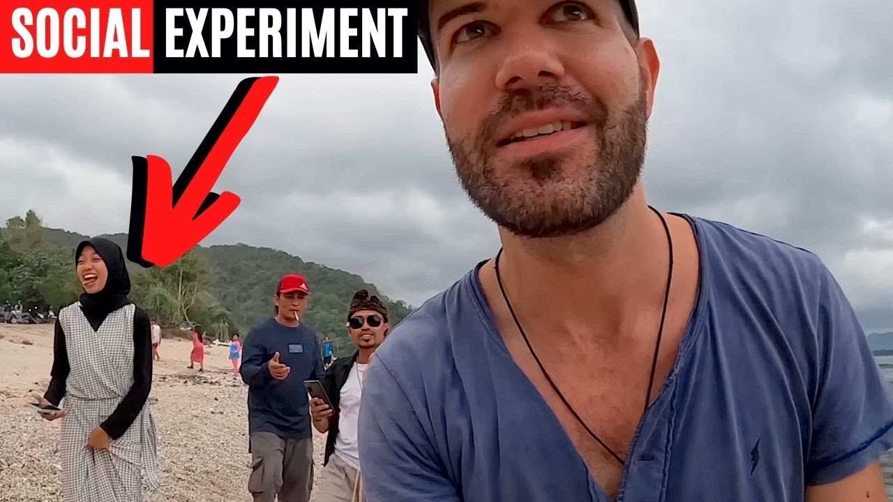 YOU WON'T BELIEVE How East Java People React To a FOREIGNER 🇮🇩