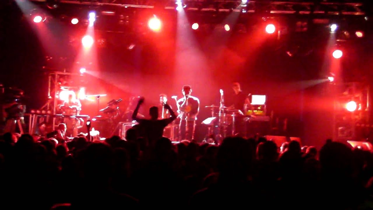 Kele- On The Lam (Live @ T-In The Park 2010)  .STROBES.