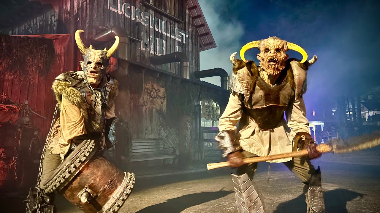 Six Flags FRIGHT FEST Atlanta 2024 - SAW & Stranger Things HAUNTED HOUSES | BEETLEJUICE DRONE SHOW