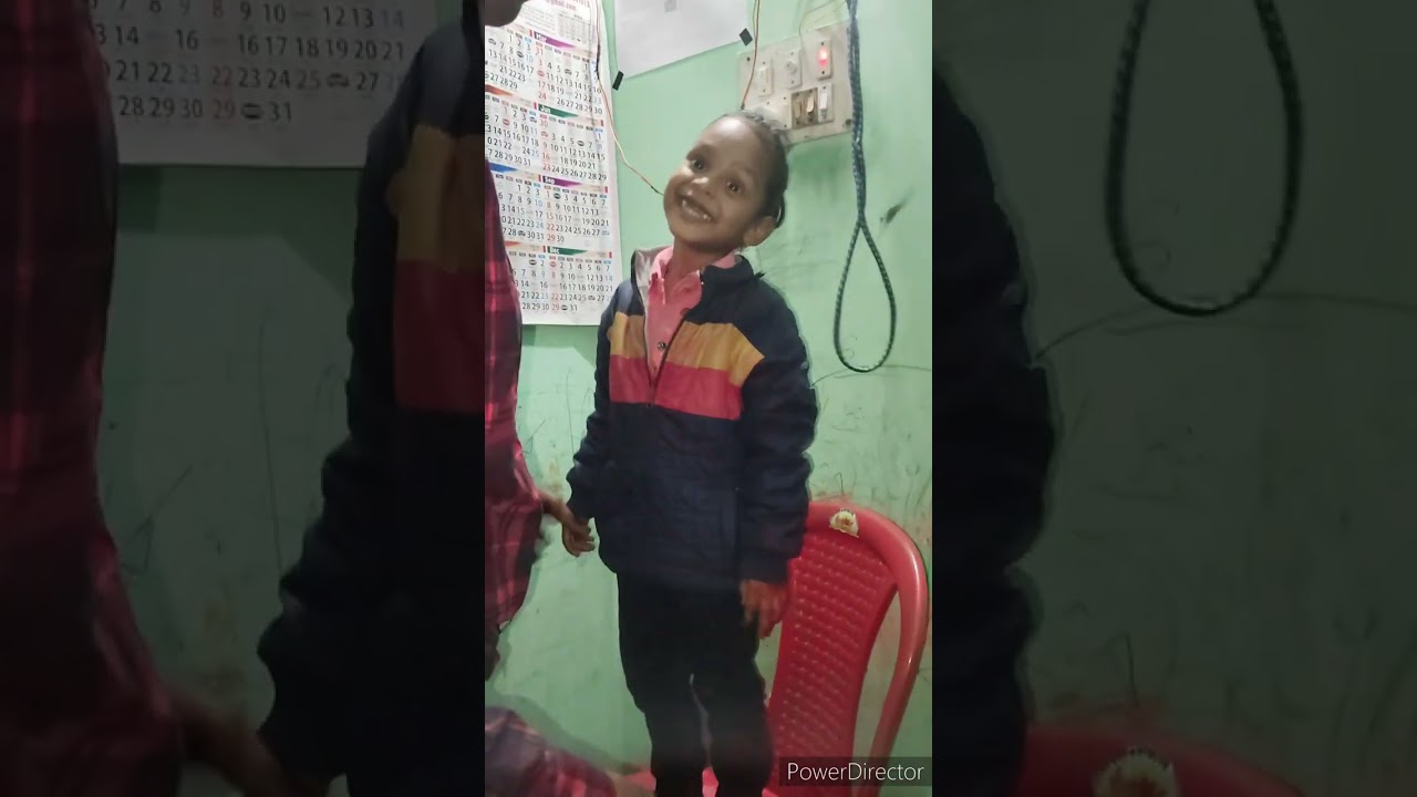 বাপ বেটা দুজন মিলে আমাকে লঙ্কার পকোড়া এনে দিয়েছে 😂#viral #vlog @bengalivlogwithrunu1916