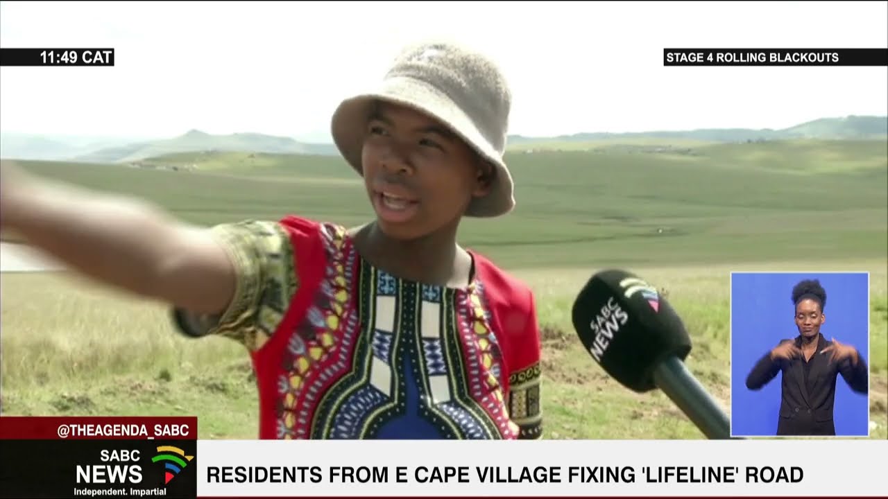 Residents from Eastern Cape village fixing 'lifeline' road