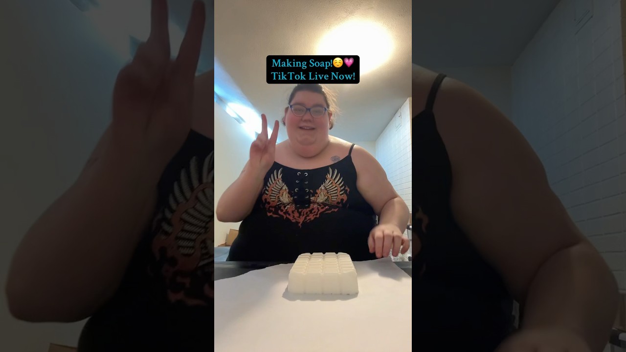 Made Soaps On TikTok Live!☺️💗 #womanownedbusiness #soap #soapmaking