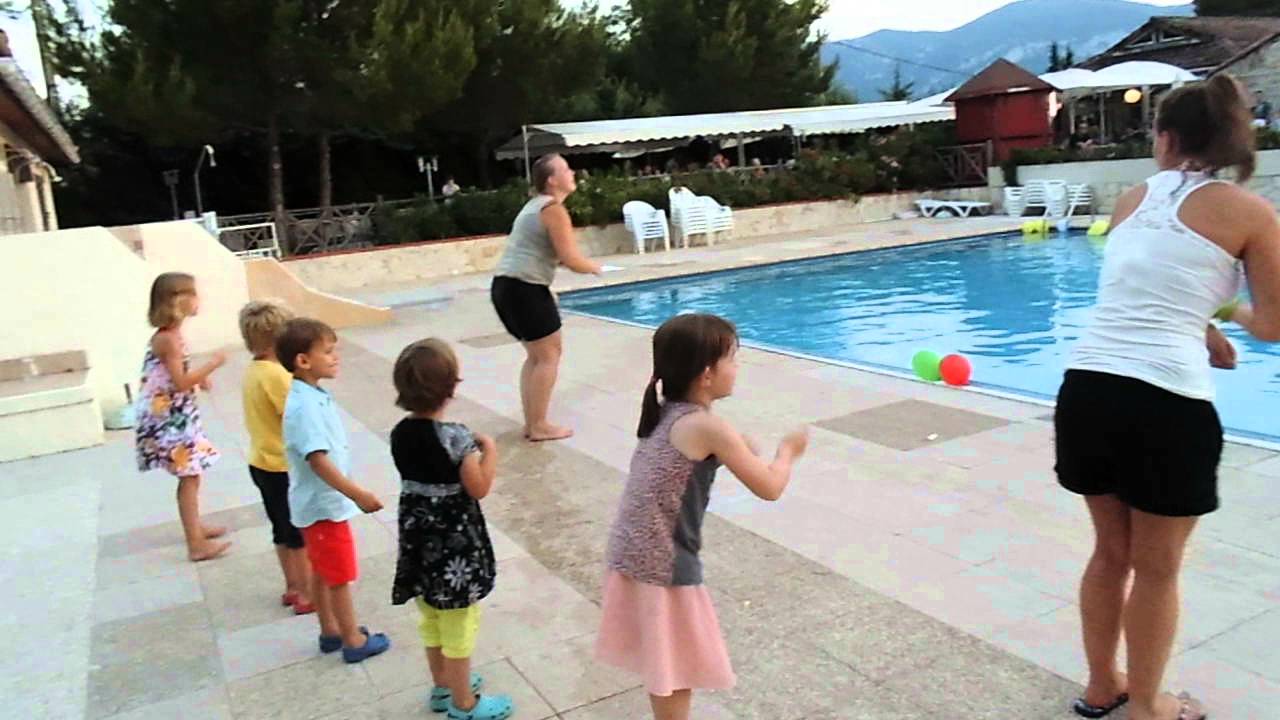 Mini's - Maya de Bij