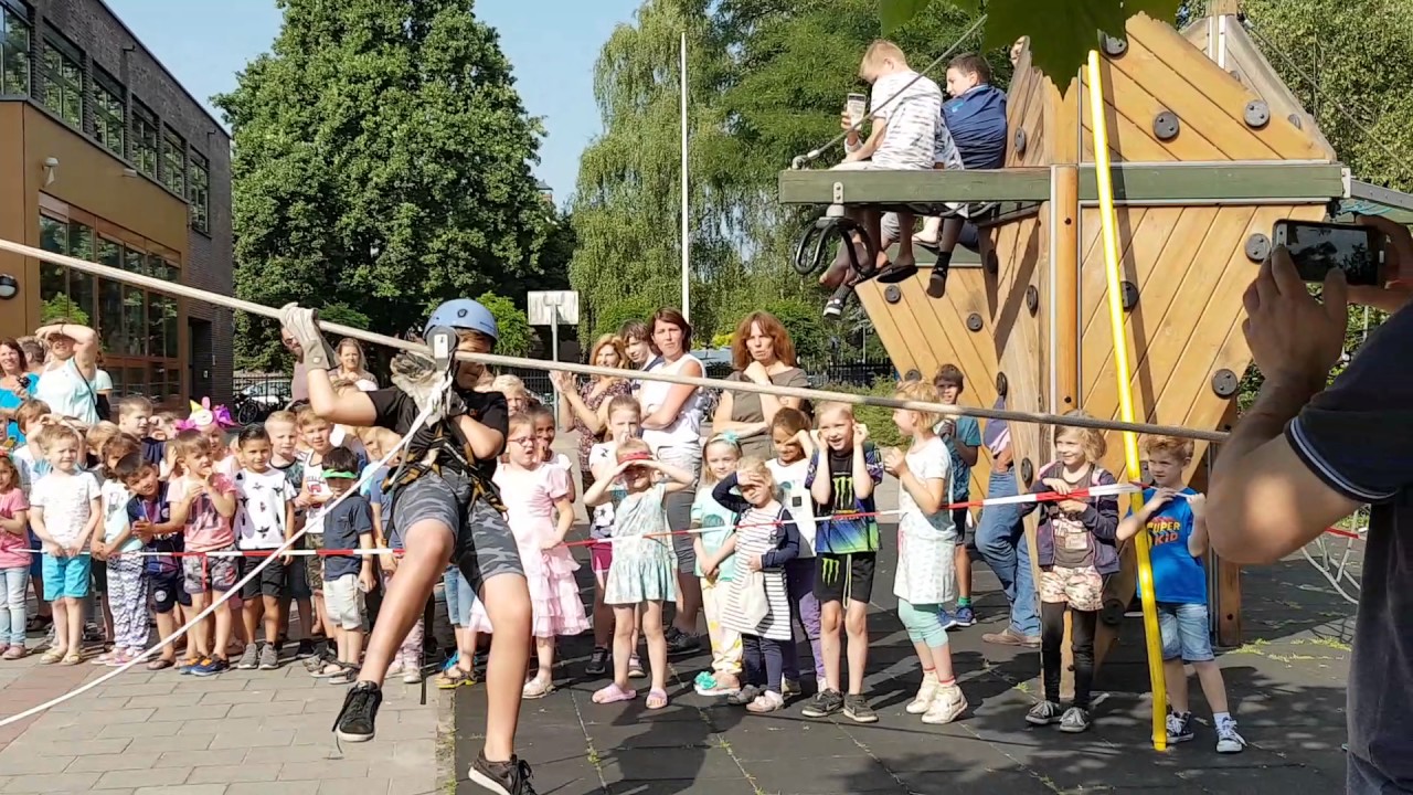 Basisschool Willem Alexander neemt afscheid van Groep 8