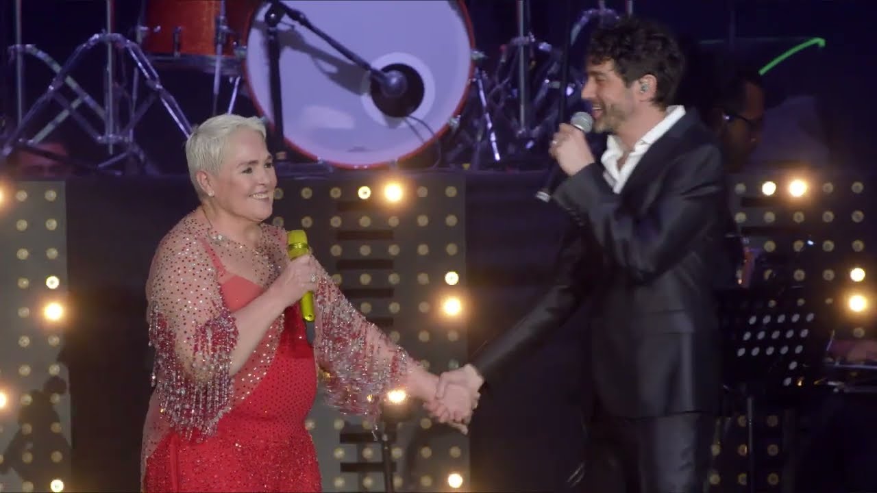 Lupita D'Alessio, Benny Ibarra - Cóncavo y Convexo (En Vivo Desde La Arena CDMX)