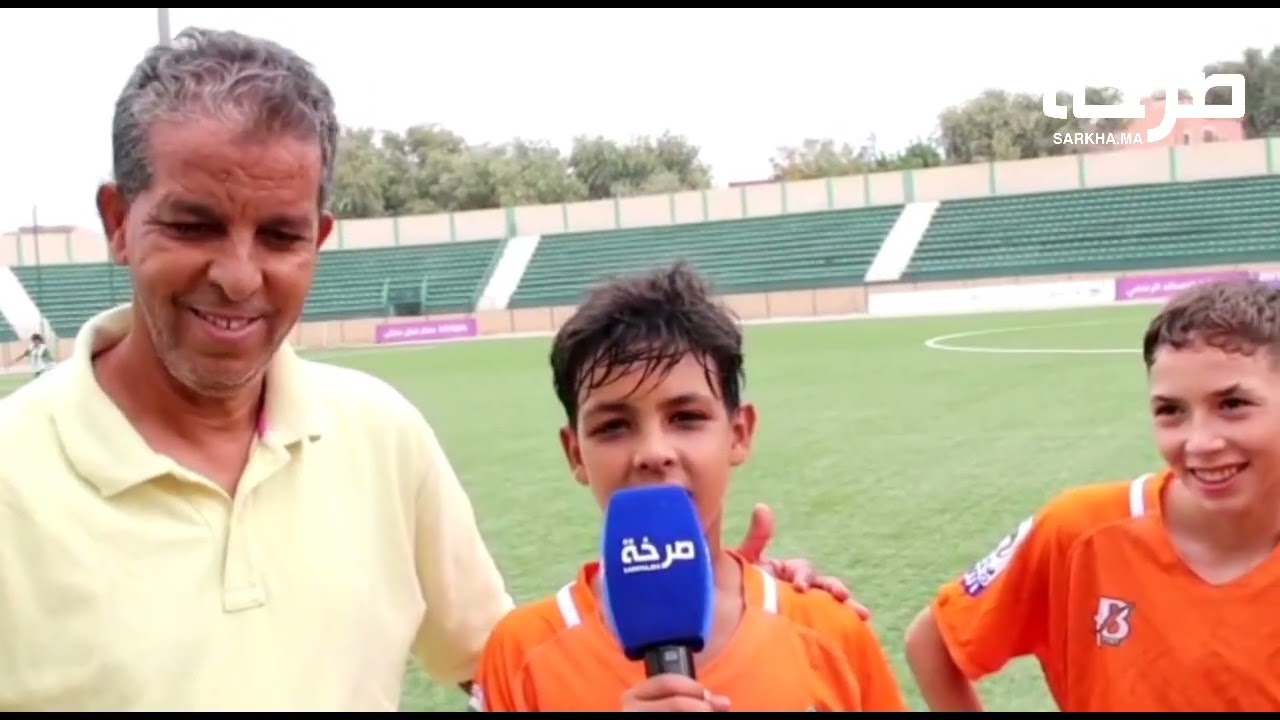 فريق كرة قدم من ألمانيا يزور رجاء بني ملال و يمضي اتفاقية توأمة و تعاون