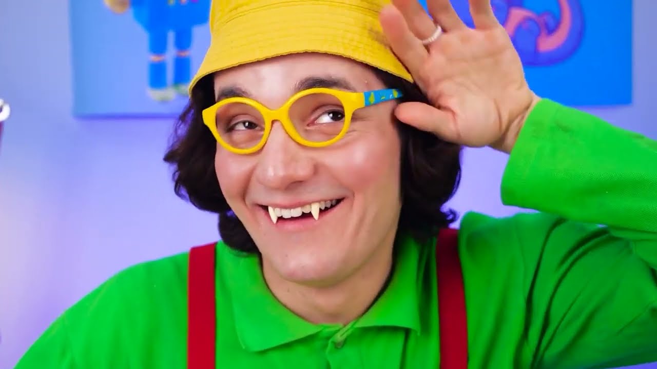 Убейте Королеву против Вампира! Убитая горем КОРОЛЕВА превращается в ВАМПИРА ради мести