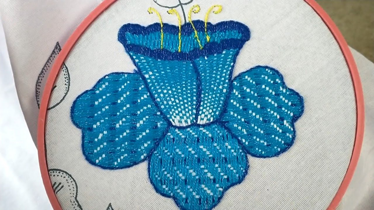 Bordado de FLOR AZUL GRANDE😍💐