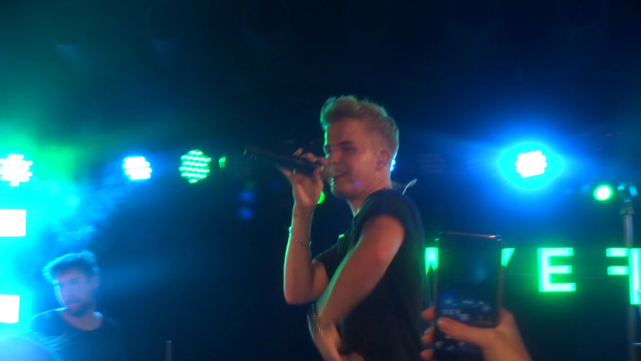Haters gonna hate + freestyle Live in Berlin #Modustour
