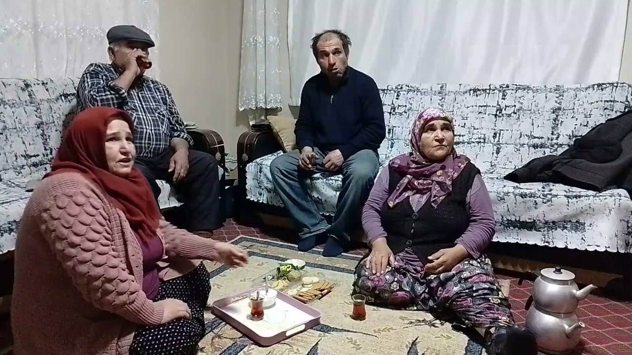 annemle babam la gardaş larımla akşam sohbeti 🤲🤲❤️❤️canlar