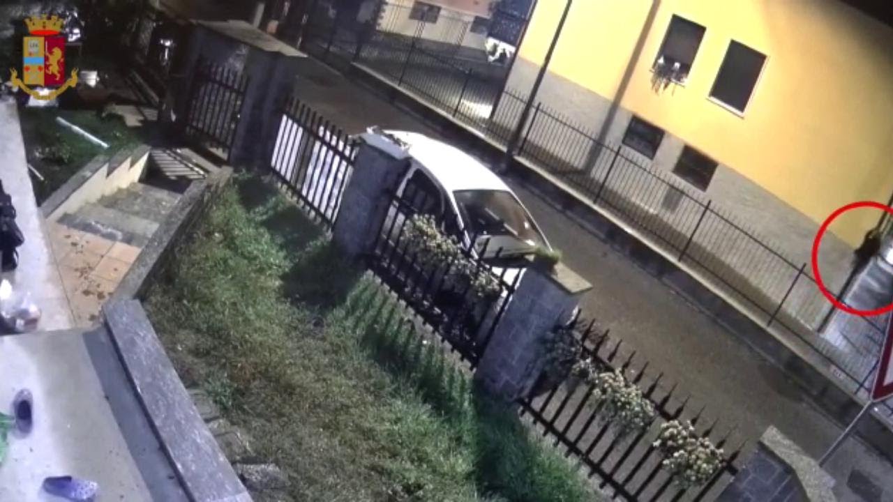 Presi i ladri acrobati: 27 furti in due mesi tra Lodi, Milano e la Brianza scalando le grondaie