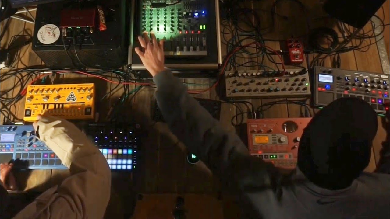 Analog Midnight | Electribe SX - Circuit Tracks - Electribe 2 - Sherman - Behringer TD-3