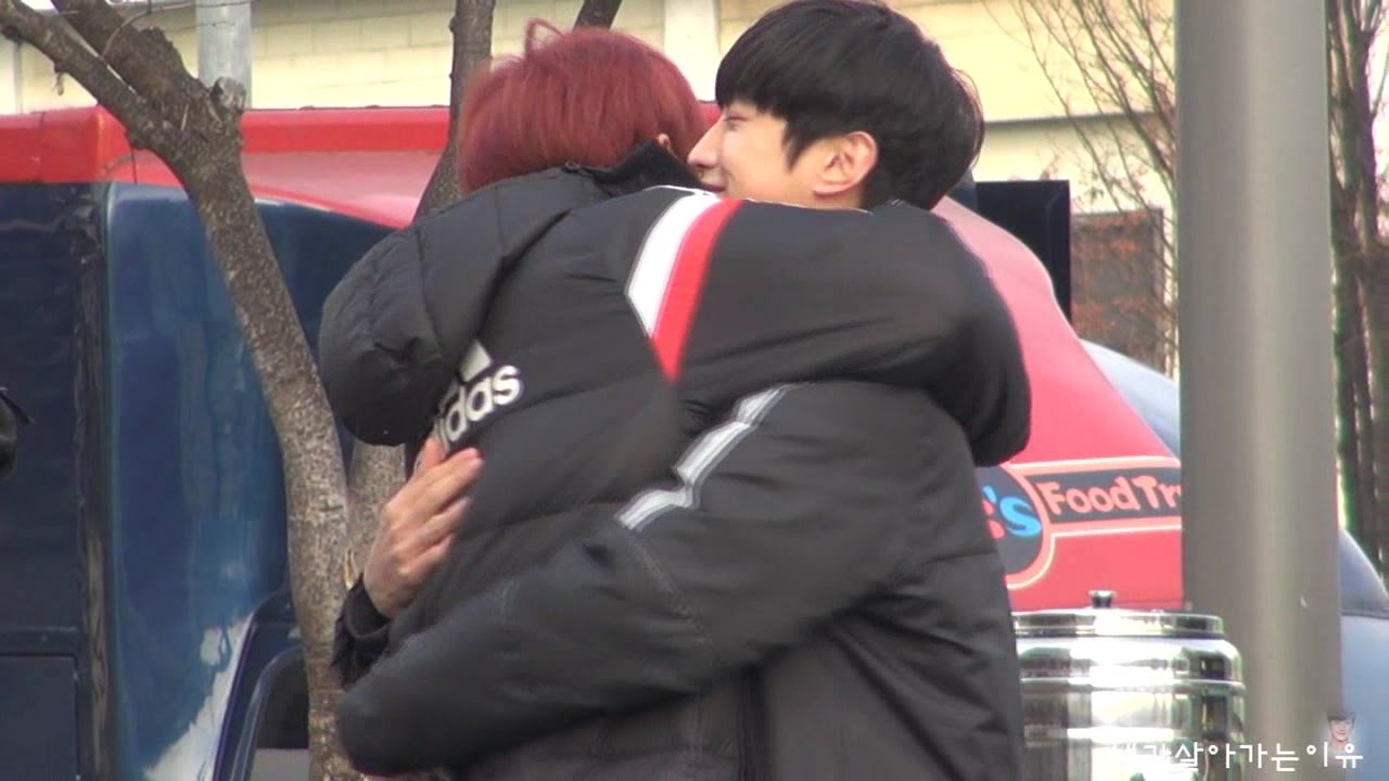 161217 b1a4 두번째 미니 팬미팅 91라인 허그