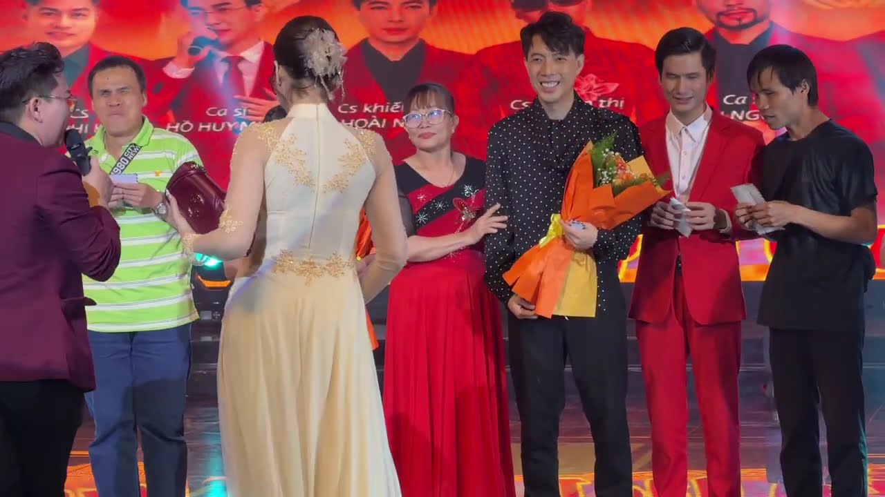 Hôm Nay Kim Ngân Song Ca Cùng Cs Thạch Dũng Quá Hay Luôn - Tấn Đủ Mời Cả Nhà Cùng Xem Nha