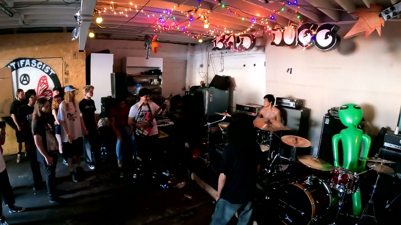 CASKET MUSH LIVE @ FAST SHIT FEST 2 - DAY 2