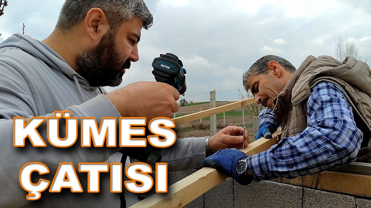 Tavuk Kümesi İçin Çatı Yaptık - Eski Atık Suntalarla Kümes Çatısı Yapıyoruz - Misafir Çalıştırıyoruz