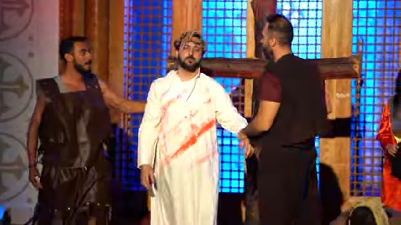 اسكتش عند الصليب  - 11 - 4 - 2025