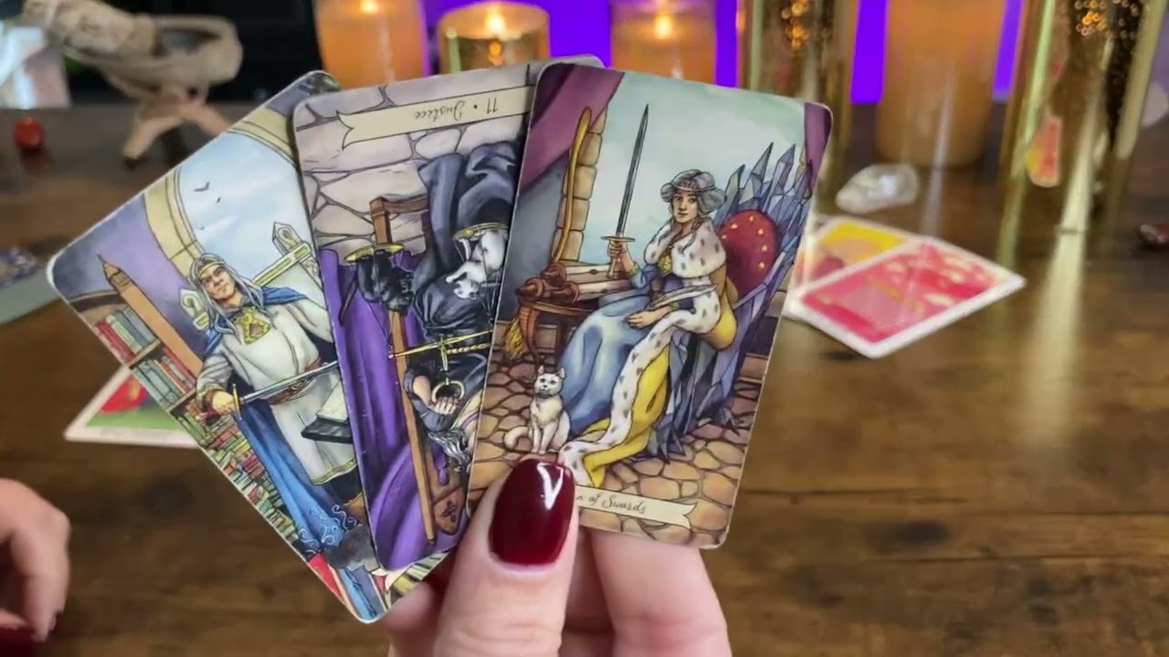 AQUARIUS “This person is CALLING you OUT!” August 14 - 20 Tarot