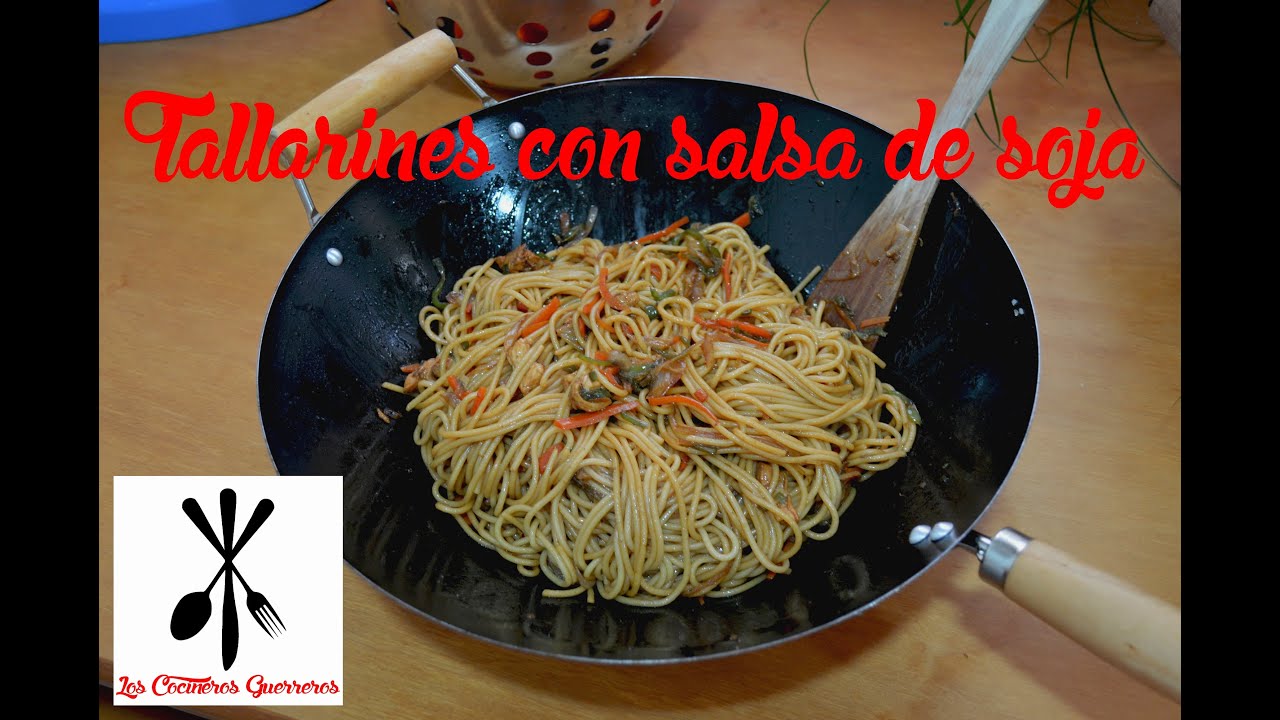 Tallarines con salsa de soja, estilo restaurante chino