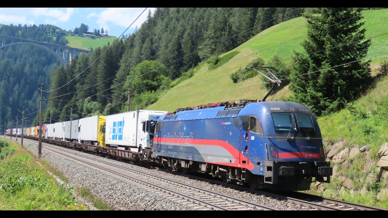 Treni lungo la rampa Nord della Brennero - Züge entlang der Brennerbahn Nordrampe