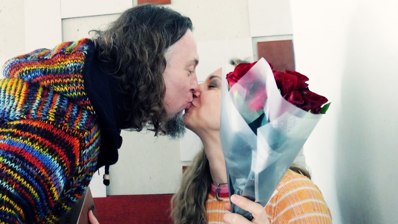Very Santana TOUR & LIFE VLOG: London (Hootananny Brixton) & Valentine's Day