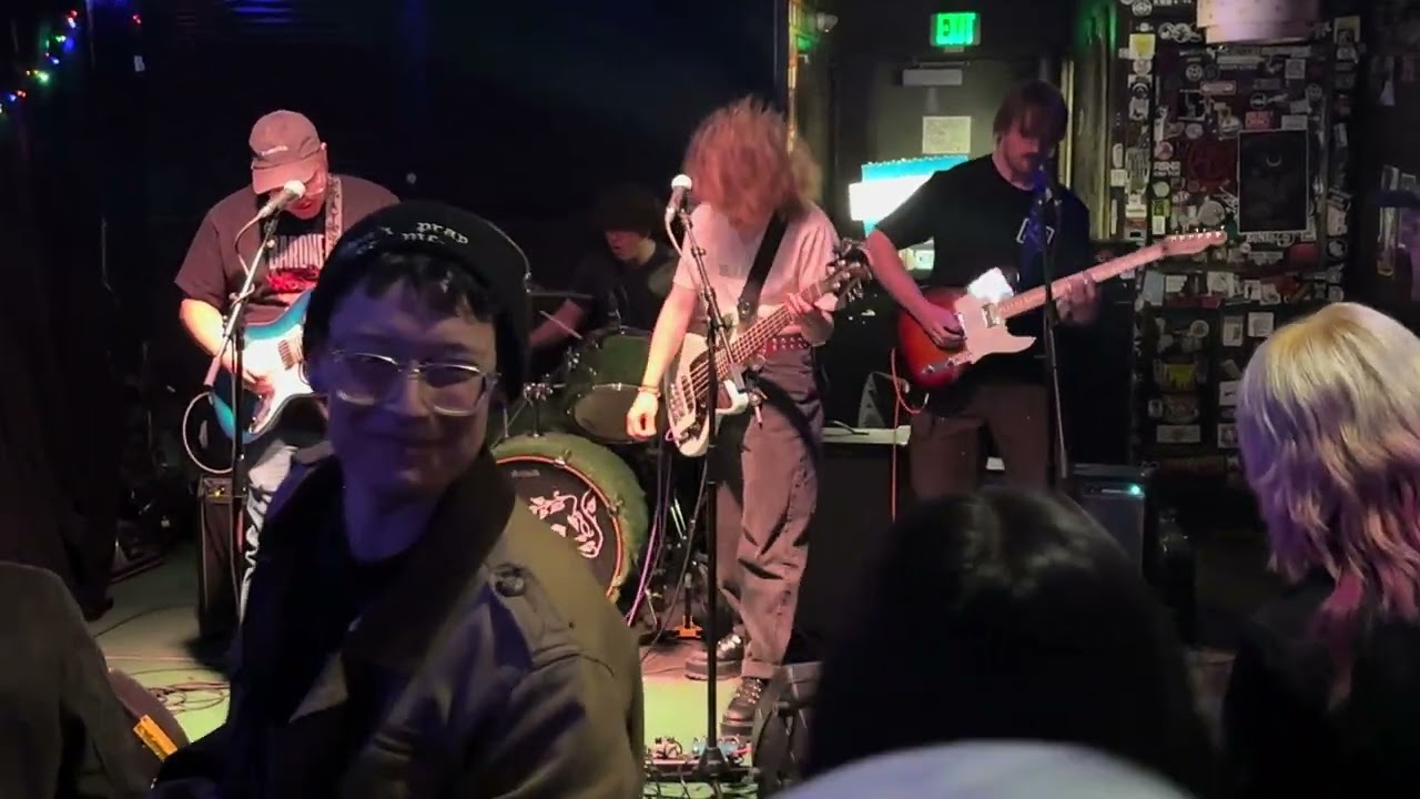 No Fauna - I Remember (live) @ Surfside 7
