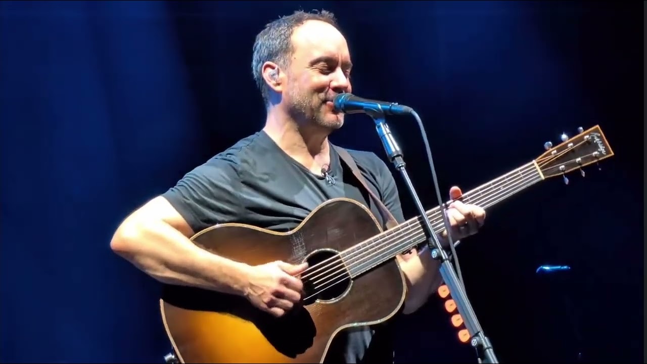 Dreamgirl  Dave Matthews Band solo encore 1 Royal Albert Hall London England 4/25/24