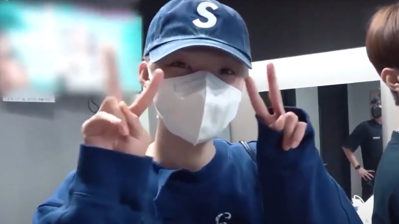 더보이즈 짱팬 최더비는 프로 참석러다.