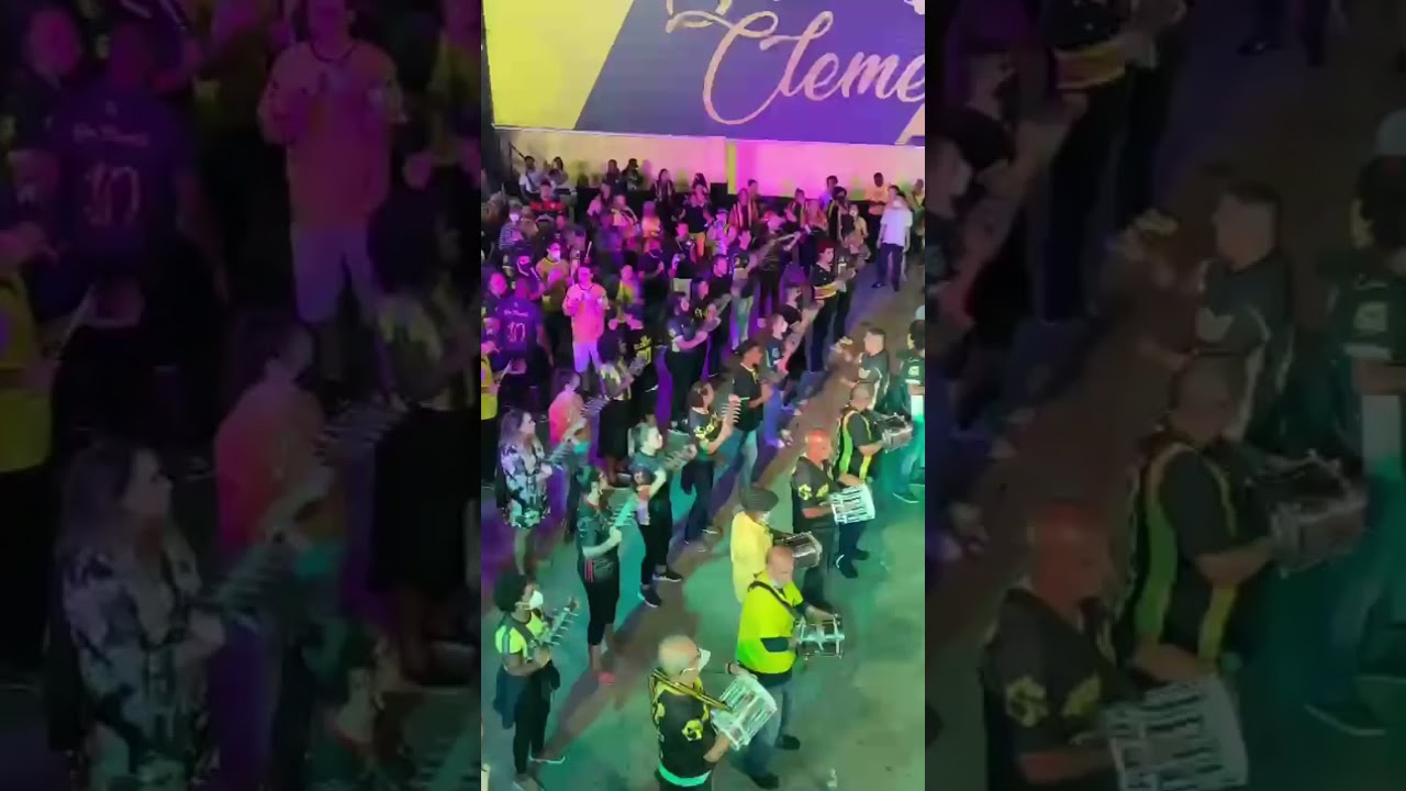 S&atilde;o Clemente 2022 - Primeiro ensaio de quadra #carnaval2022 #samba #saoclemente ... 📽 O Clementiano