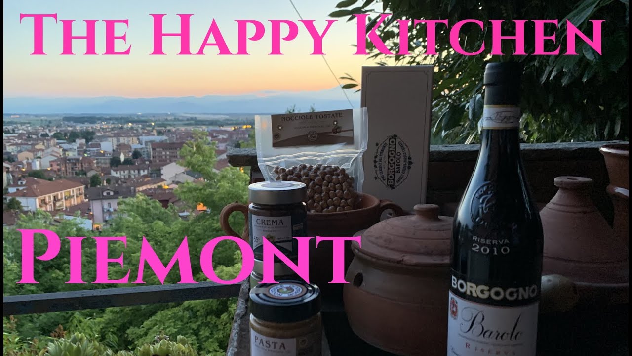 Piemont, Einkaufen im Piemont. Italien, Haselnüsse, Barolo