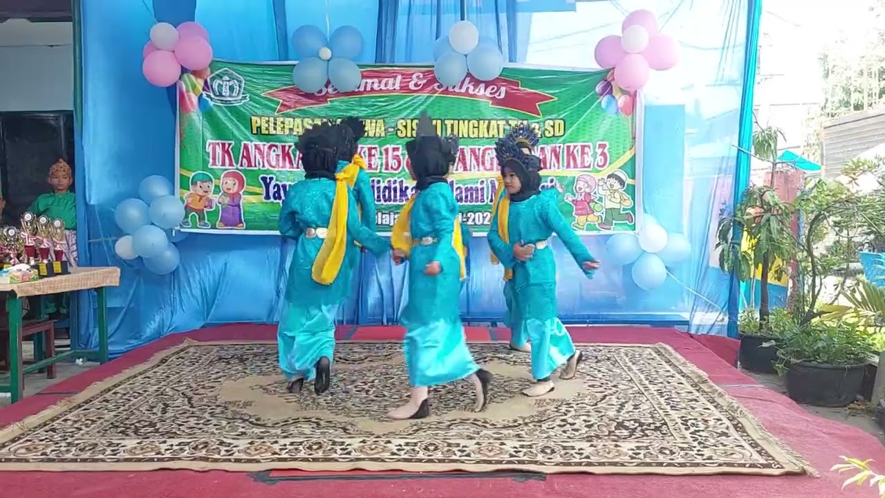 TARI YA MAULAI - SD ISLAMI MANDIRI