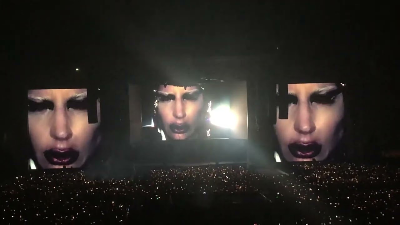 Lady Gaga Chromatica Ball Tour Düsseldorf Opening Bad Romance