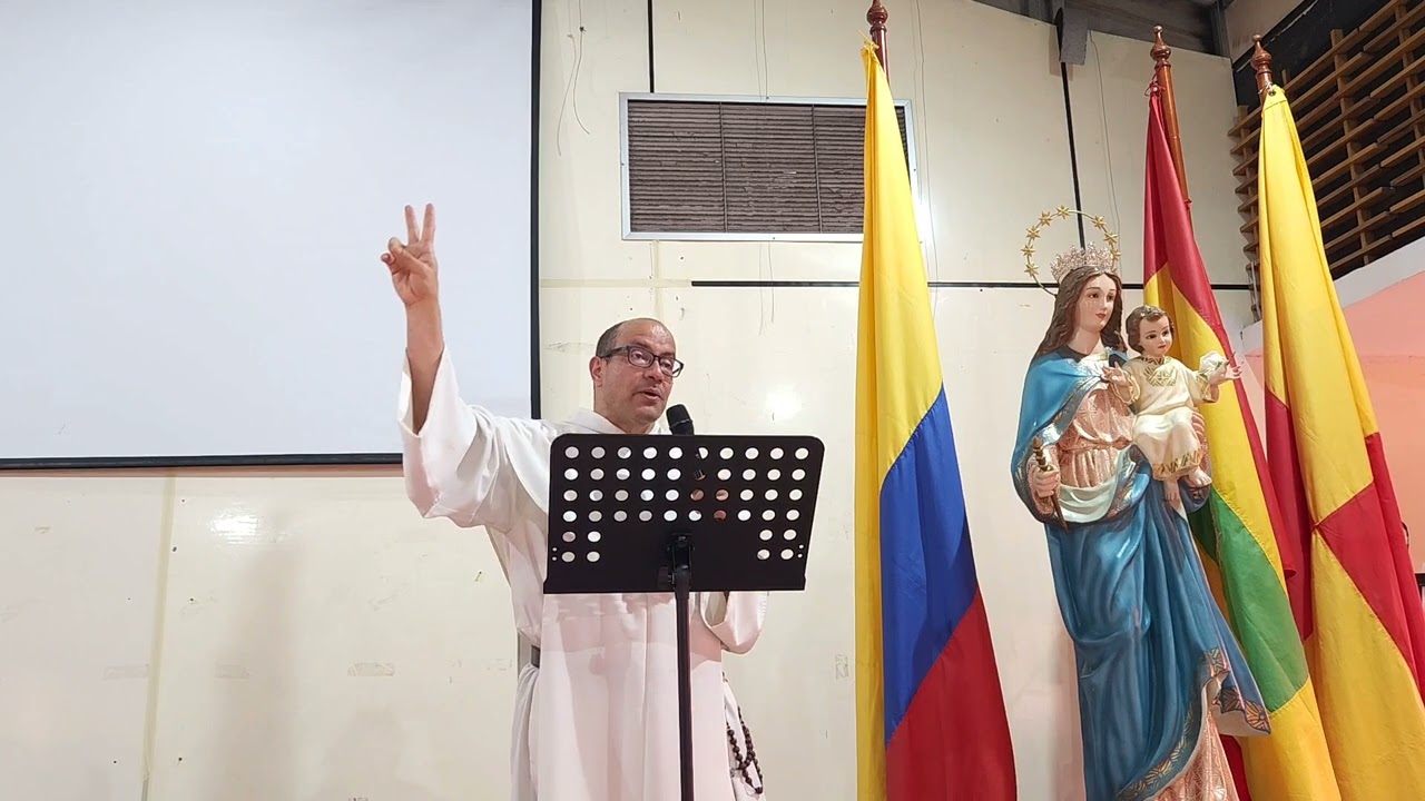 Las 8 Claves del Servicio, tras las huellas de María