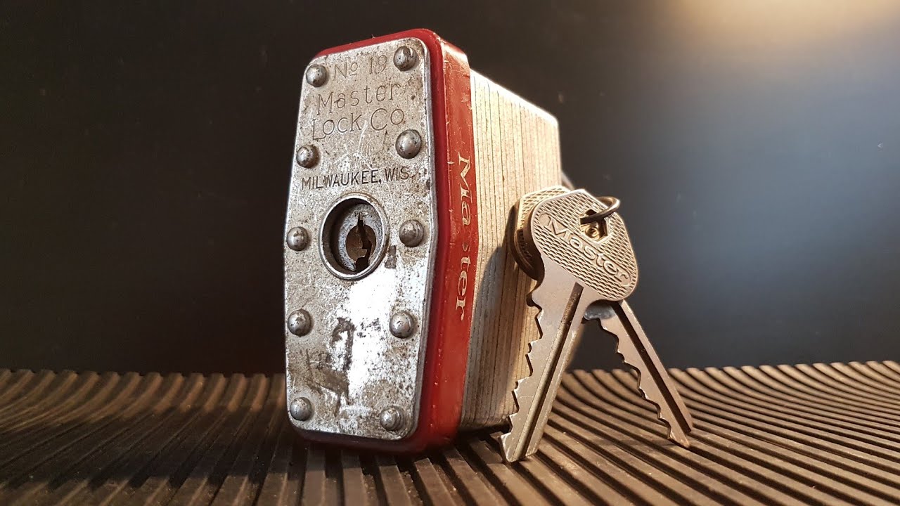 Picking the Mighty Masterlock No. 19. A worthy 'master' lock?