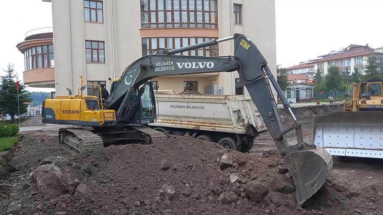 VOLVO EC 210 CL & CAT D8 DOZER HAFRİYAT ÇALIŞMASI / VOLVO EC 210 CL & CAT D8 DOZER EARTHMOVING WORK