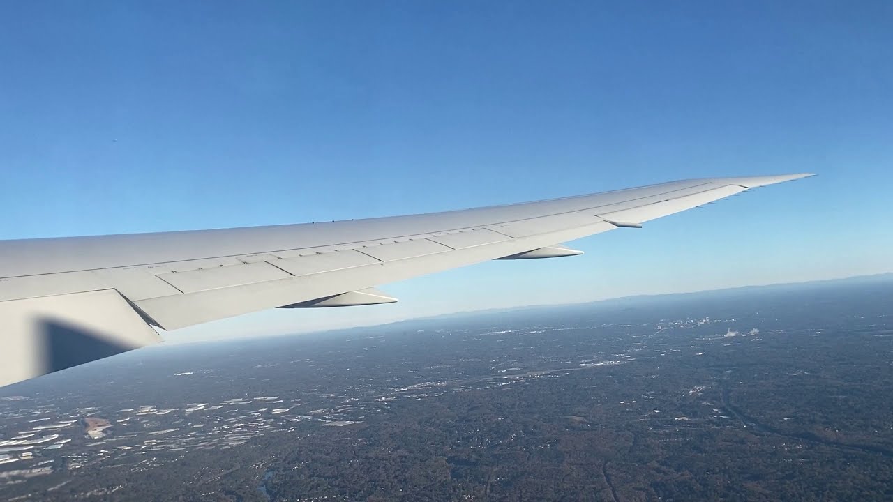Delta Airlines Boeing 767-400ER Takeoff from Atlanta