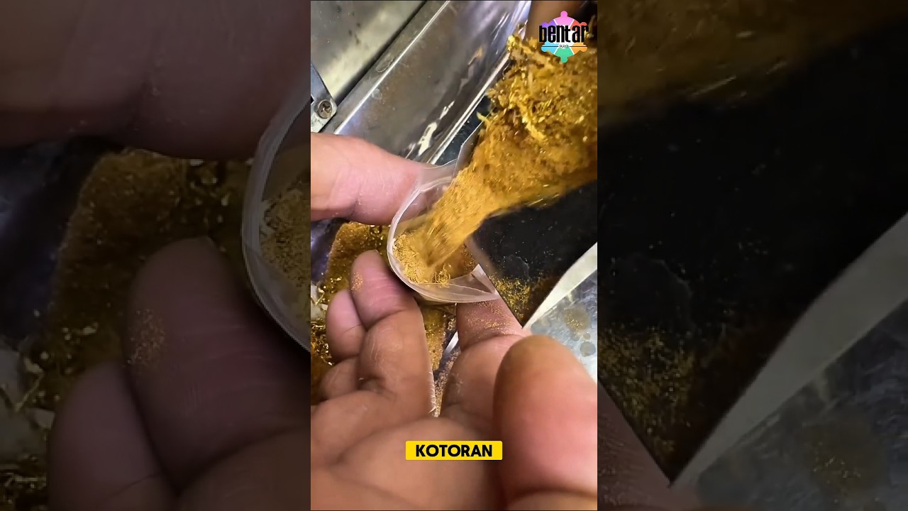 saat pengrajin panen 🎑 #faktaunik #faktalucu #emas #pengrajincincin #emasmurni #gelangemas